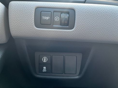Used 2018 Honda Accord EX image 33