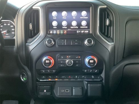 Used 2021 GMC Sierra 1500 AT4 w/ AT4 Premium Package image 12