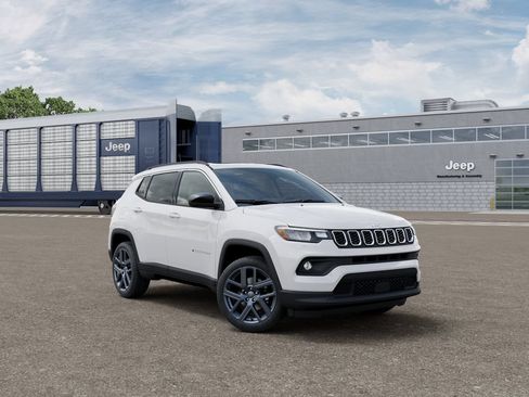New 2026 Jeep Compass Latitude AWD/4WD image 5