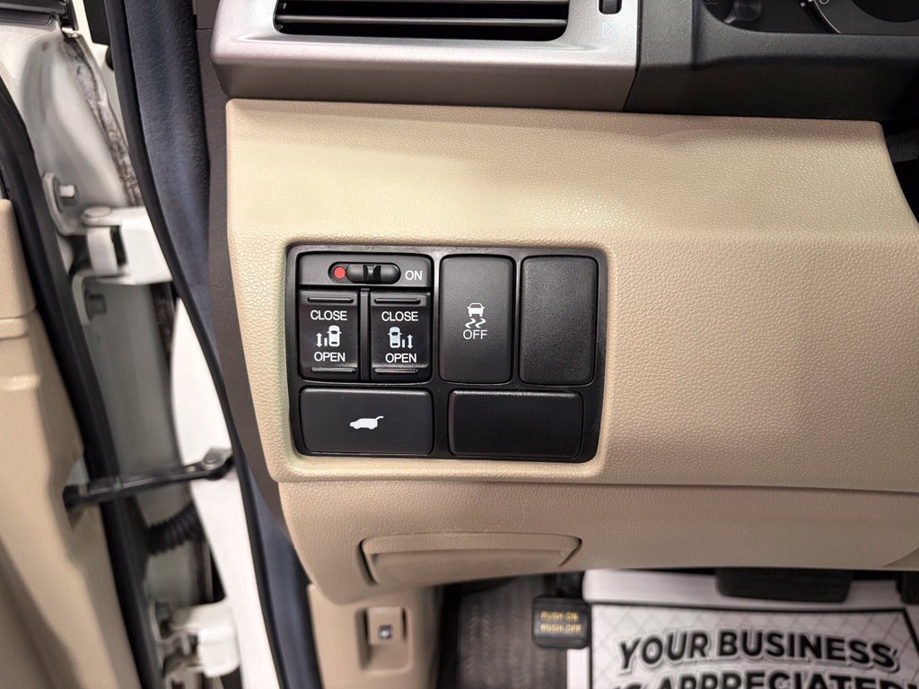 Used 2013 Honda Odyssey EX-L image 19