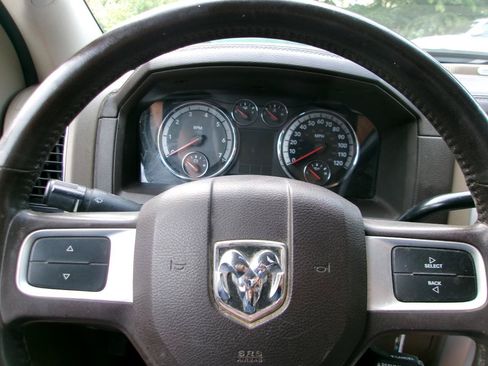 Used 2010 Dodge Ram 2500 Truck Laramie AWD/4WD image 14