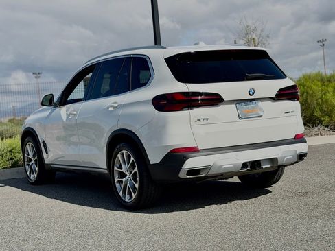 Used 2024 BMW X5 sDrive40i w/ Premium Package RWD image 10