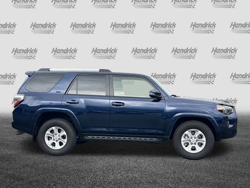 Used 2022 Toyota 4Runner SR5 Premium image 5