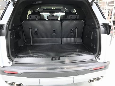 New 2026 Chevrolet Traverse LT w/ Sun and Wheel Package image 28