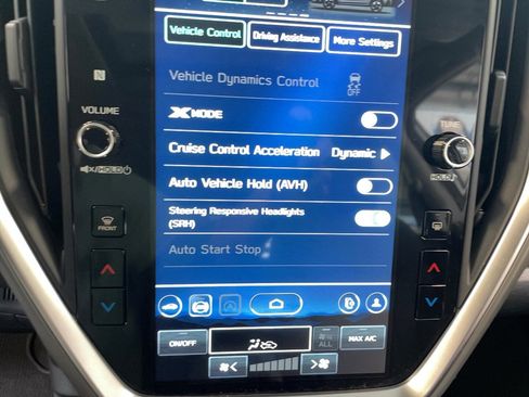 Used 2024 Subaru Crosstrek 2.0i Premium image 9