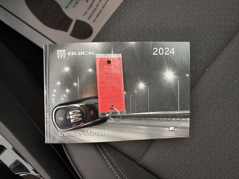 Certified 2024 Buick Encore GX Preferred image 30