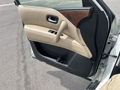 Used 2019 Nissan Armada Platinum w/ Captain's Chairs Package AWD/4WD image 27