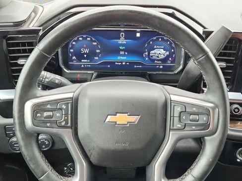Used 2023 Chevrolet Silverado 1500 LT AWD/4WD image 14
