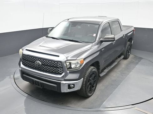 Used 2019 Toyota Tundra SR5 w/ SR5 Upgrade Package RWD image 16