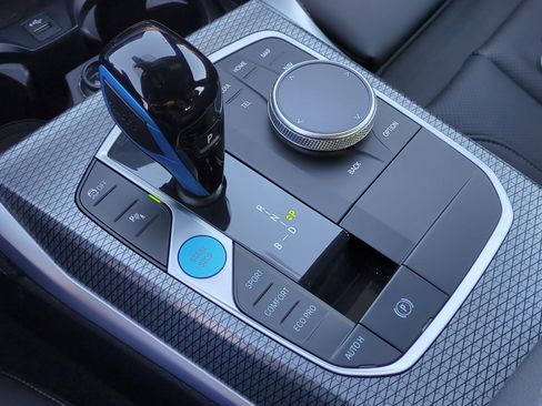 Used 2023 BMW i4 eDrive40 w/ M Sport Package image 26