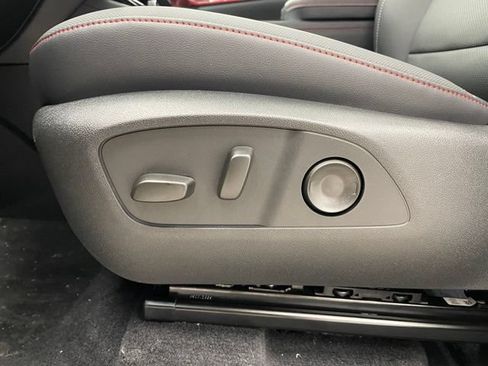 New 2026 Chevrolet Traverse Z71 w/ Driver Confidence Package AWD/4WD image 10
