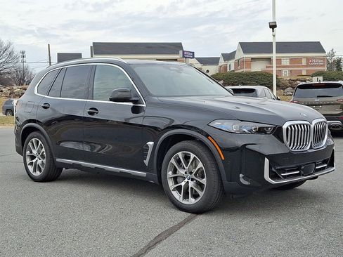 Used 2026 BMW X5 xDrive50e w/ Premium Package AWD/4WD image 1