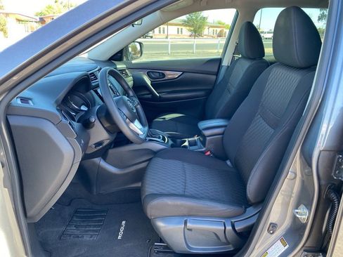 Used 2020 Nissan Rogue S image 21