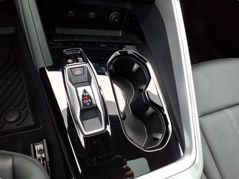 Used 2025 Audi Q5 Premium Plus w/ Premium Plus AWD/4WD image 15