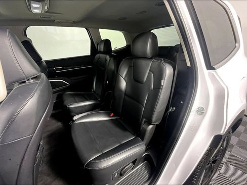 Used 2025 Kia Telluride S AWD/4WD image 26