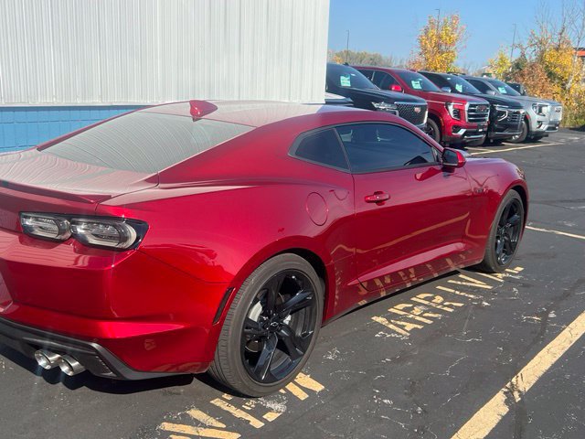 Used 2021 Chevrolet Camaro LT w/ RS Package RWD image 2