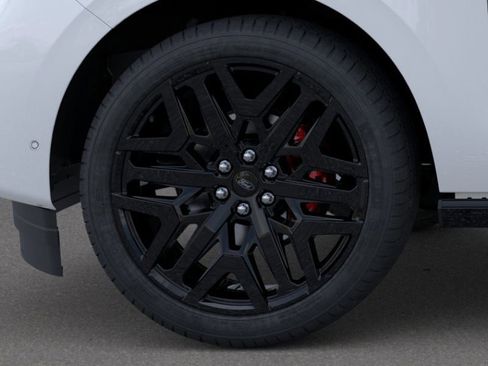 New 2026 Ford Expedition Platinum image 19