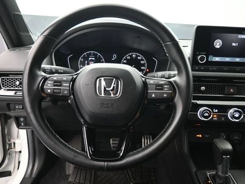 Used 2024 Honda Civic Sport image 7
