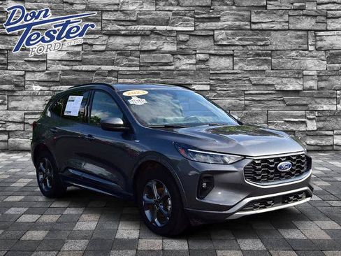 Certified 2023 Ford Escape ST-Line Select w/ Tech Pack #1 AWD/4WD image 1
