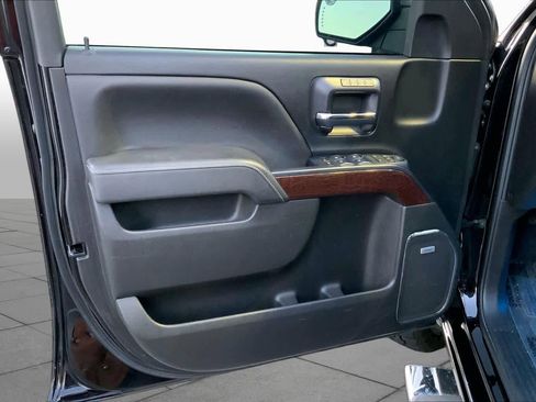 Used 2018 GMC Sierra 1500 SLT AWD/4WD image 20