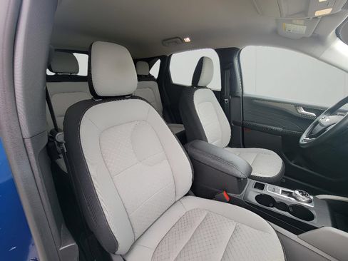 Used 2023 Ford Escape Active w/ Tech Pack #2 AWD/4WD image 34