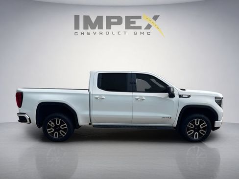 Used 2022 GMC Sierra 1500 AT4 w/ AT4 Premium Package AWD/4WD image 6