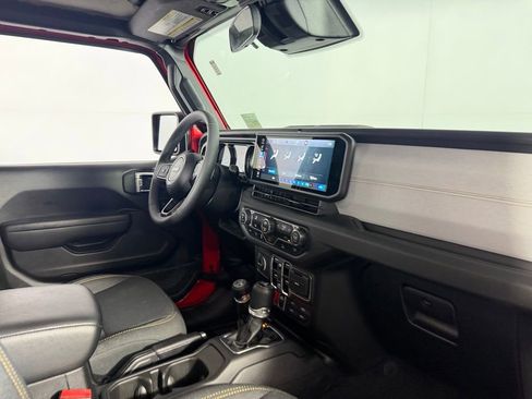 Used 2025 Jeep Wrangler Unlimited Sport S 4xe AWD/4WD image 30