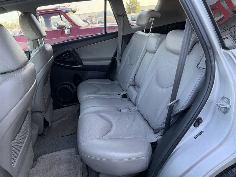 Used 2011 Toyota RAV4 Limited w/ Limited Extra Value Pkg AWD/4WD image 20