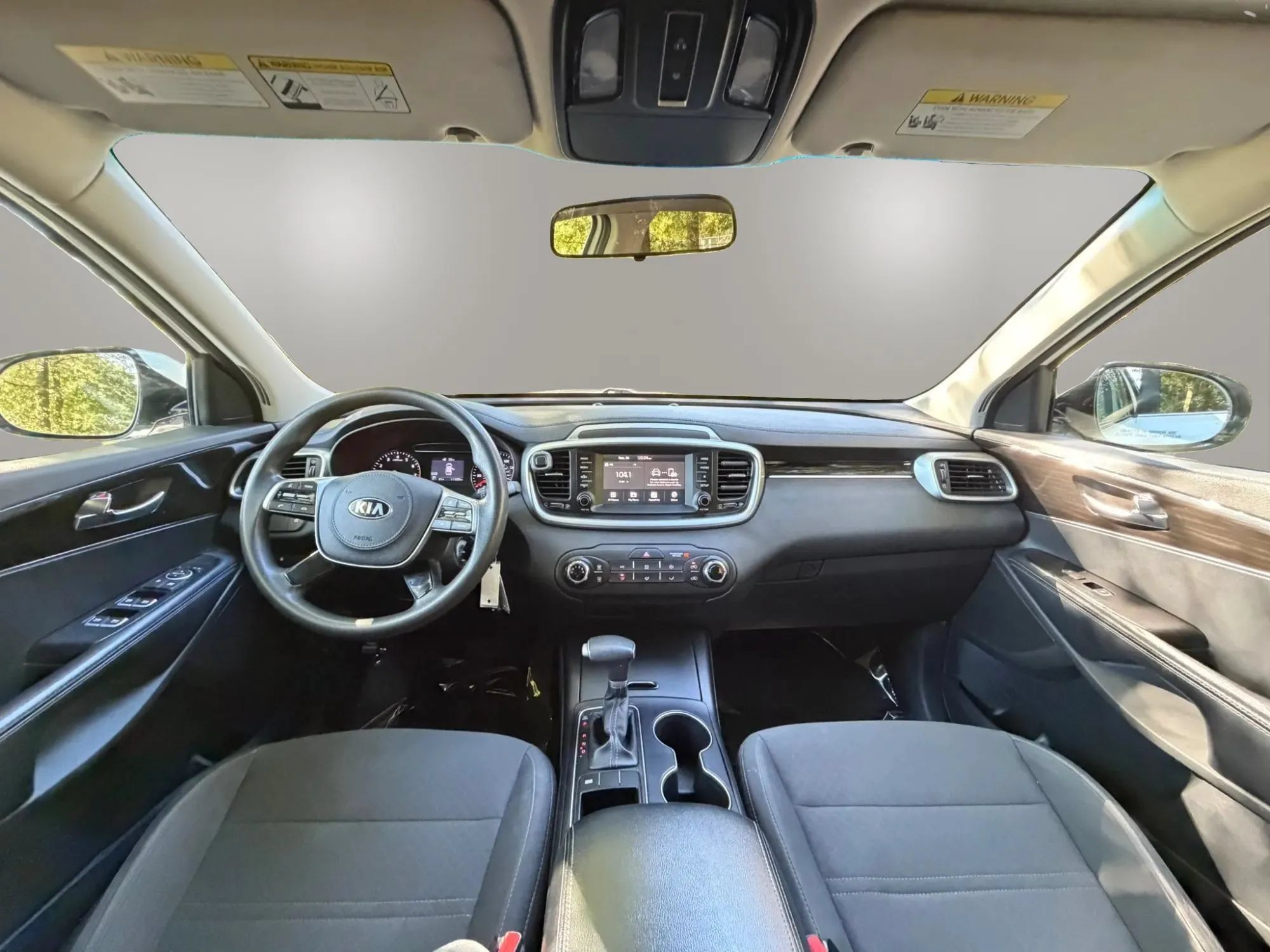 Used 2020 Kia Sorento FWD V6 image 19
