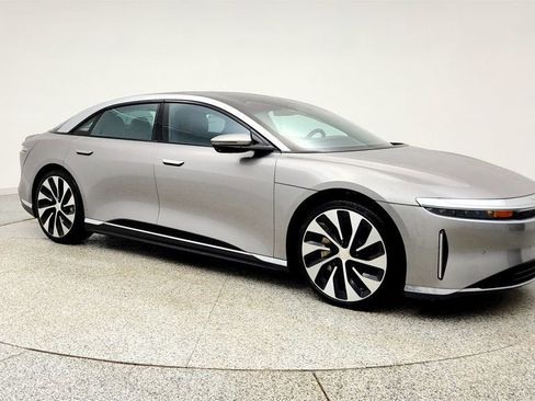 Used 2024 Lucid Air Touring image 3