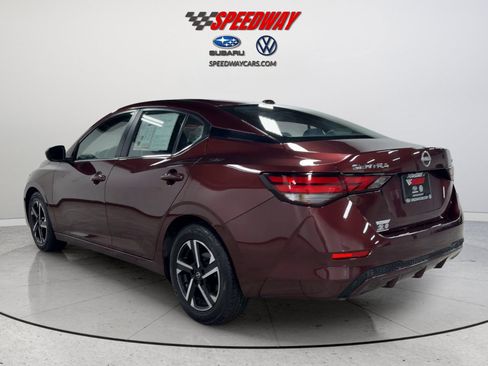 Used 2024 Nissan Sentra SV FWD image 8