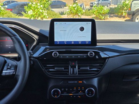 Used 2023 Ford Escape ST-Line Select image 27