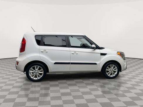 Used 2013 Kia Soul + image 27