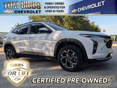 Used 2025 Chevrolet Trax LT w/ Driver Confidence Package