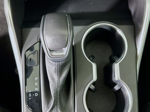 Used 2023 Toyota Highlander LE image 24