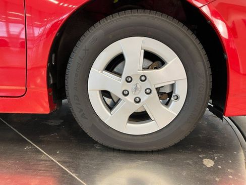 Used 2011 Toyota Prius Five image 38