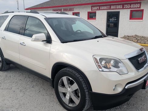 Used 2012 GMC Acadia SLT image 1