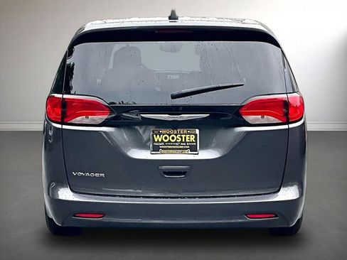Used 2023 Chrysler Voyager LX FWD image 6