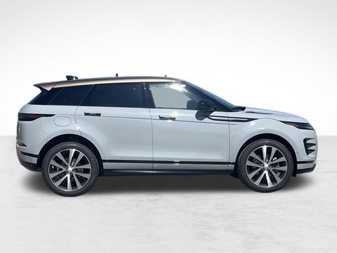 Used 2026 Land Rover Range Rover Evoque Dynamic SE AWD/4WD image 7