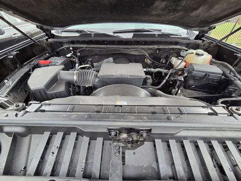 Used 2024 Chevrolet Silverado 2500 LTZ w/ LTZ Premium Package image 30