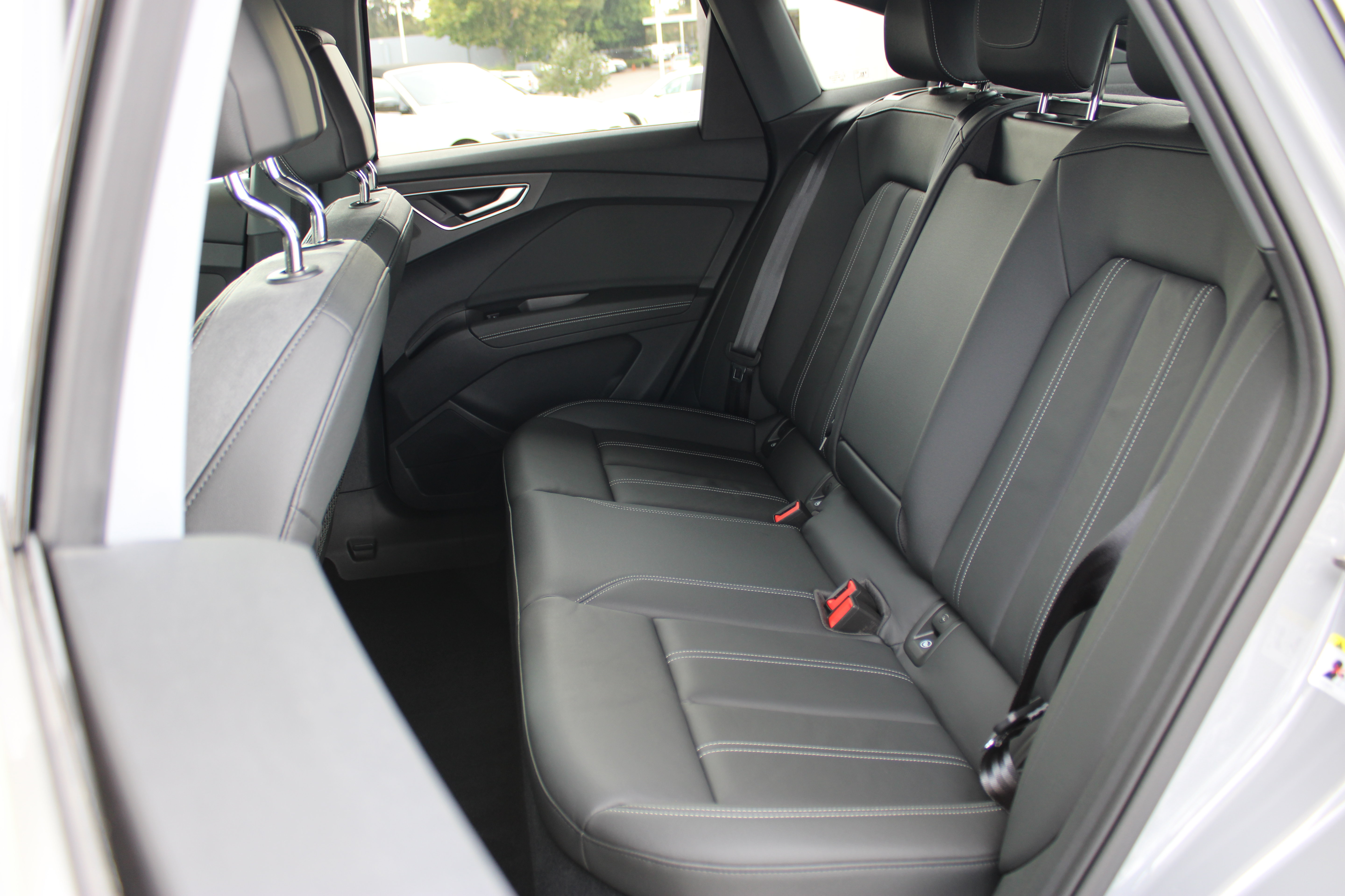 Used 2023 Audi Q4 e-tron Premium Plus w/ Premium Plus AWD/4WD image 22
