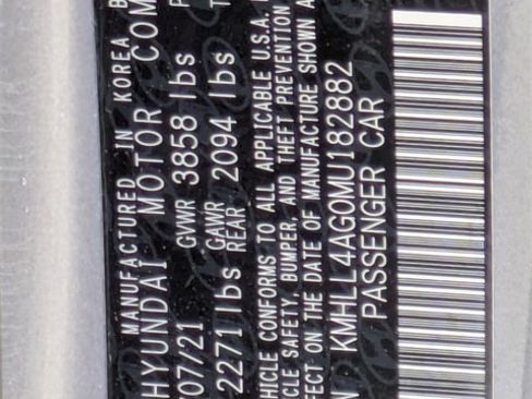 Used 2021 Hyundai Elantra SE image 24