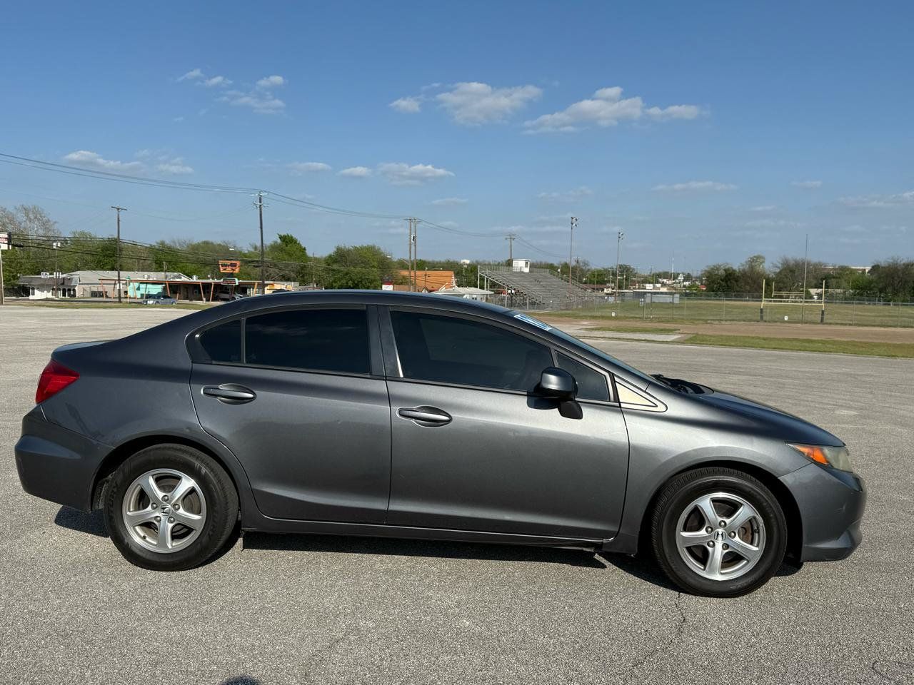 Used 2012 Honda Civic Natural Gas image 3