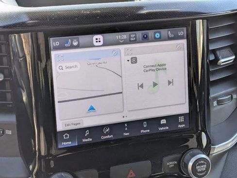 Certified 2022 RAM 1500 Laramie image 18