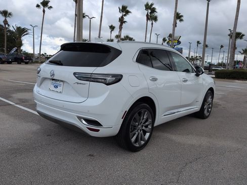 Used 2022 Buick Envision Avenir w/ Technology Package II AWD/4WD image 4