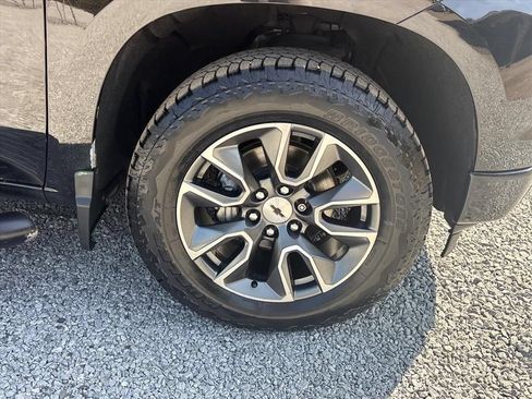 Used 2022 Chevrolet Silverado 1500 RST w/ Z71 Off-Road Package AWD/4WD image 10