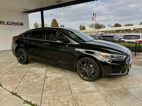 Used 2019 Ford Fusion SEL image 5