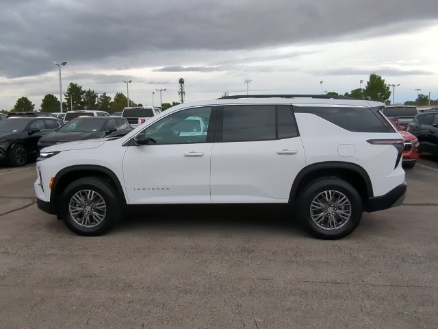 New 2027 Chevrolet Traverse LT FWD image 5