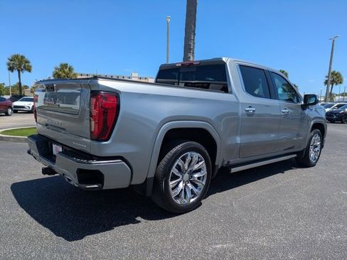 Used 2023 GMC Sierra 1500 Denali AWD/4WD image 4