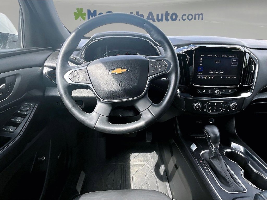 Used 2023 Chevrolet Traverse LT w/ LT Premium Package AWD/4WD image 10